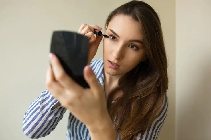 7 Reasons To Invest In An Eyelash Serum Now